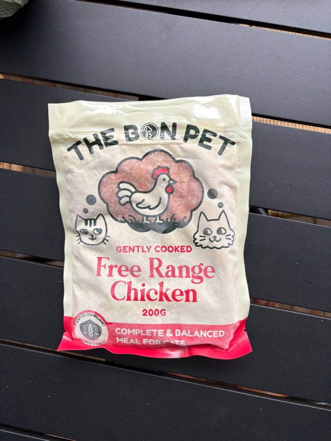 Transparent ingredient sourcing - chicken cat pack